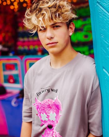 Walker Bryant Bio, Wiki, Age, Height, Family, Dating, Girlfriend, Movies and Net Worth